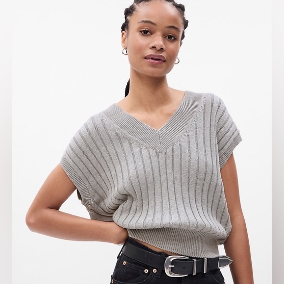 Gap Grey Dolman Rib Sweater Deep V-neck size M - Picture 1 of 4